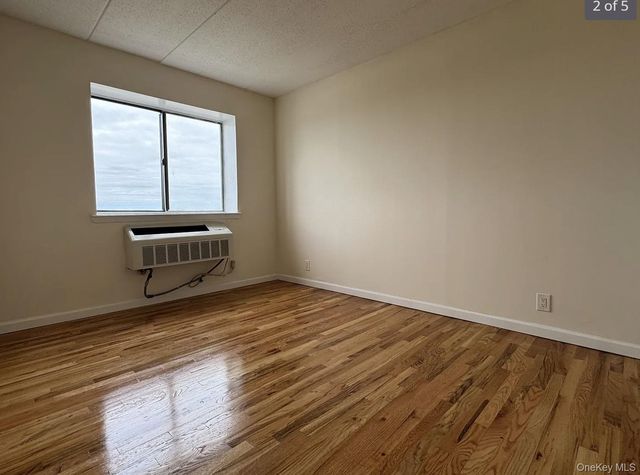 145-18 34th Avenue 6E, Flushing, NY 11354