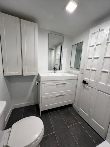 4470 NW 79th Ave 1C, Doral, FL 33166