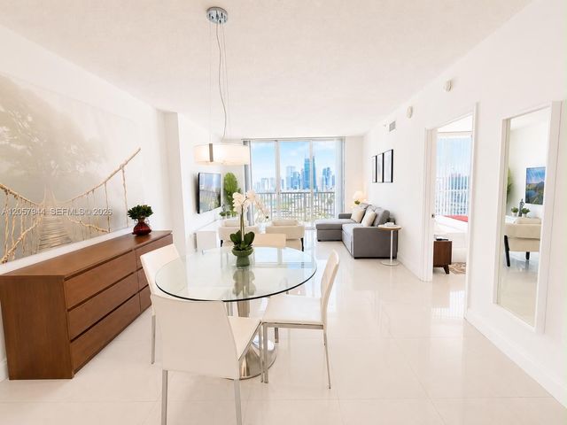 1750 N Bayshore Drive 3010, Miami, FL 33132
