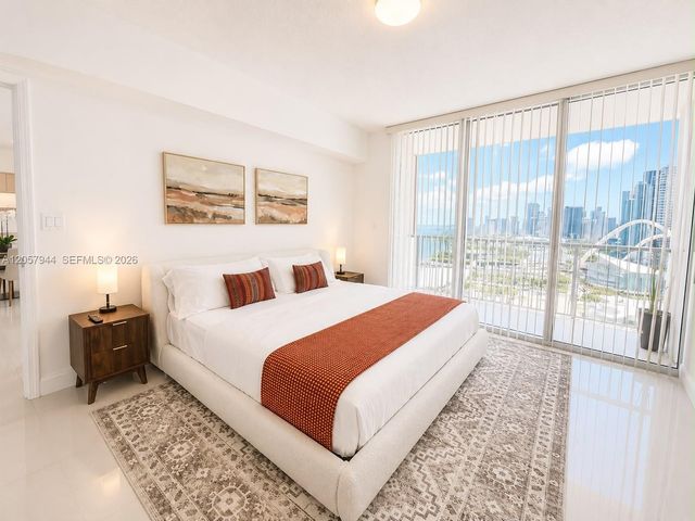 1750 N Bayshore Drive 3010, Miami, FL 33132