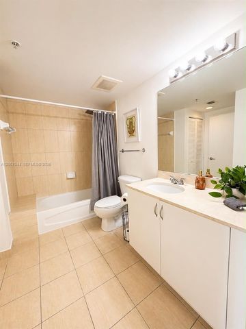 1750 N Bayshore Drive 3010, Miami, FL 33132