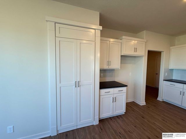 19814 Cinnamon Street, Omaha, NE 68135