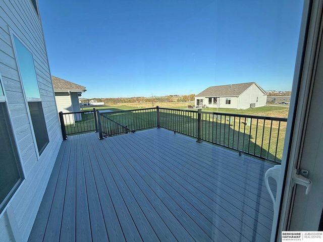 19814 Cinnamon Street, Omaha, NE 68135