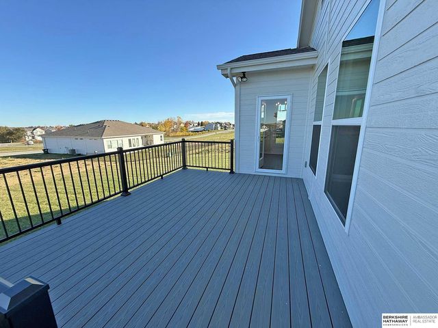 19814 Cinnamon Street, Omaha, NE 68135