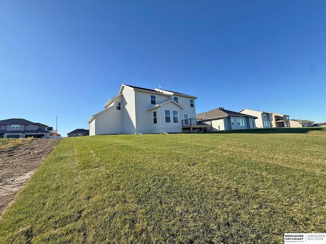 19814 Cinnamon Street, Omaha, NE 68135