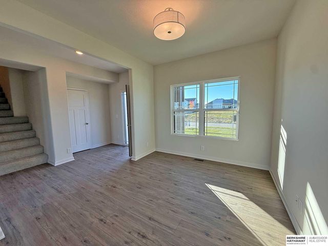 19814 Cinnamon Street, Omaha, NE 68135