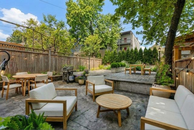 318 Princeton St 201, Boston, MA 02128