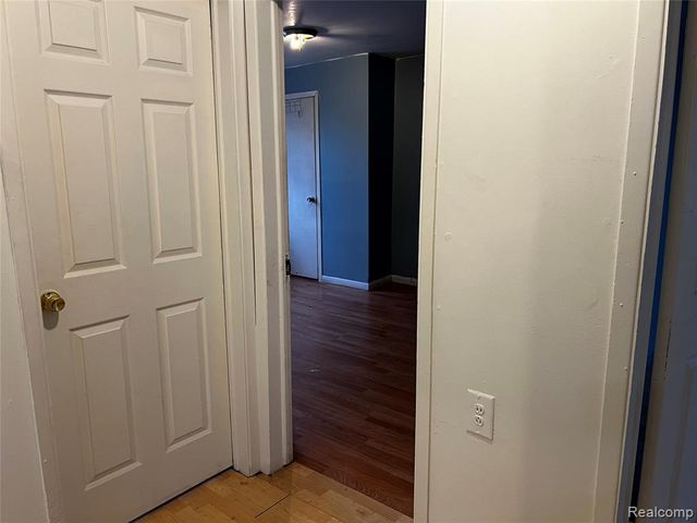 5180 Webb Street, Detroit, MI 48204