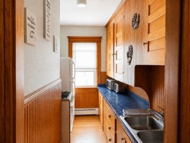 398 willow Street 2, Woonsocket, RI 02895
