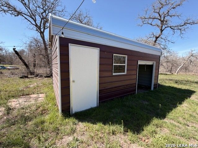 181 Oak Valley, La Vernia, TX 78121