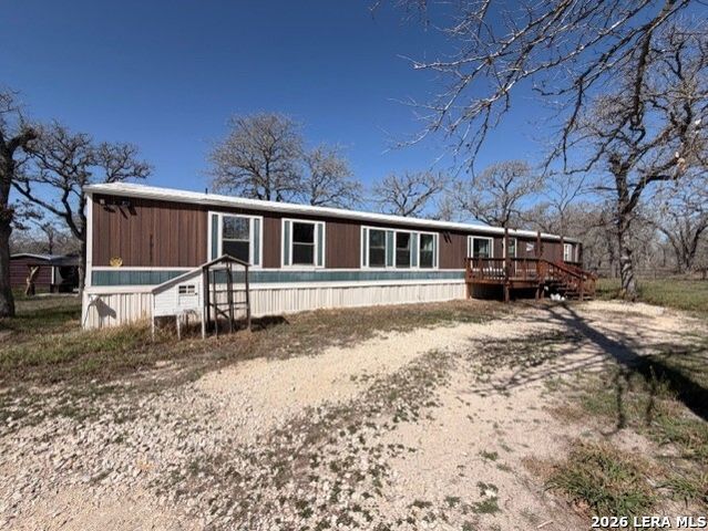 181 Oak Valley, La Vernia, TX 78121