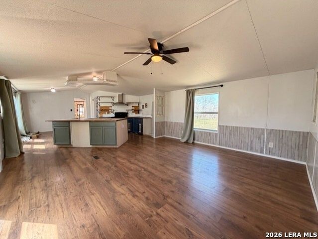 181 Oak Valley, La Vernia, TX 78121