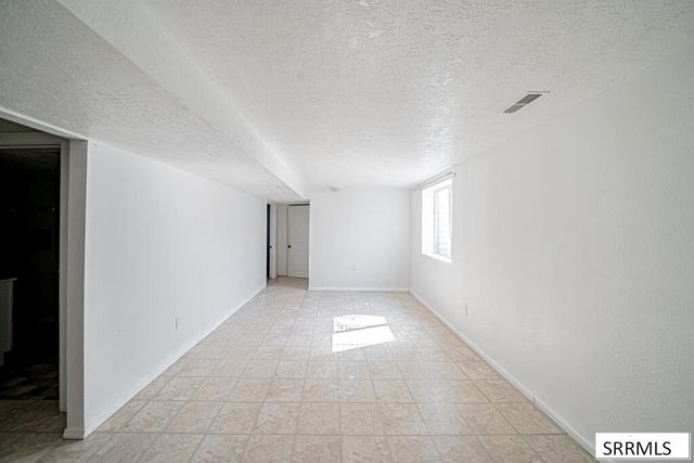 3455 Ross Avenue, Ammon, ID 83206