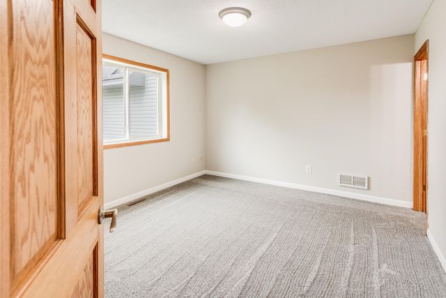 25736 18th Street W, Zimmerman, MN 55398