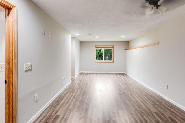 25736 18th Street W, Zimmerman, MN 55398