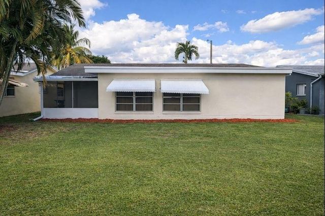 4906 NW 53rd Court, Tamarac, FL 33319