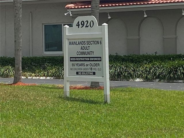 4906 NW 53rd Court, Tamarac, FL 33319