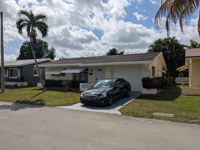 4906 NW 53rd Court, Tamarac, FL 33319