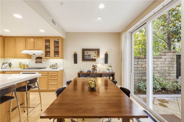 25441 Eagle Lane 140, Valencia, CA 91381