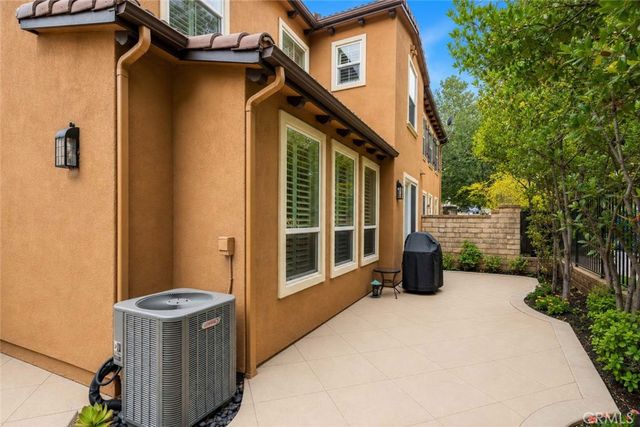 25441 Eagle Lane 140, Valencia, CA 91381