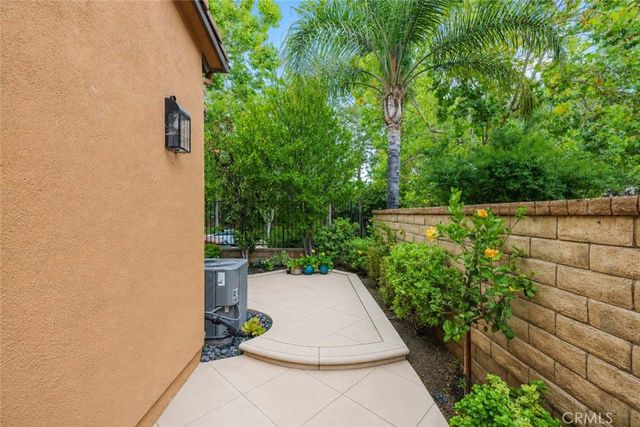 25441 Eagle Lane 140, Valencia, CA 91381