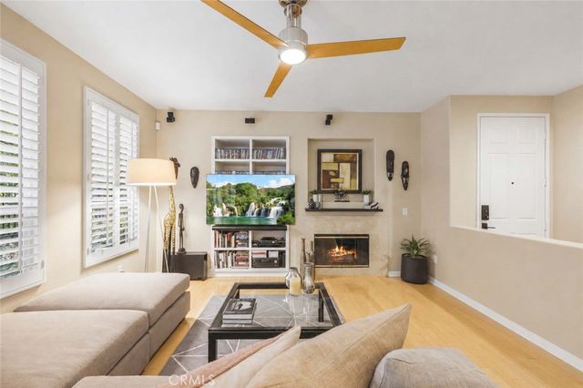 25441 Eagle Lane 140, Valencia, CA 91381