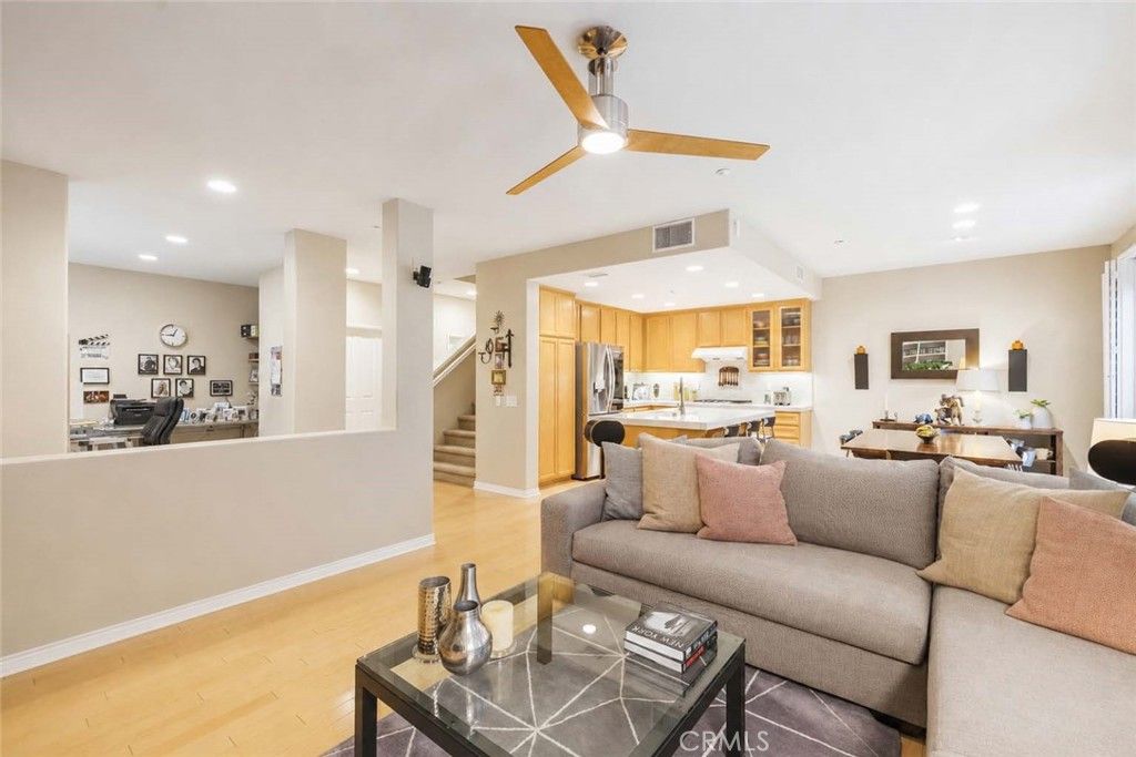 25441 Eagle Lane 140, Valencia, CA 91381