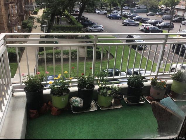 8710 149th Avenue 2H, Howard Beach, NY 11414
