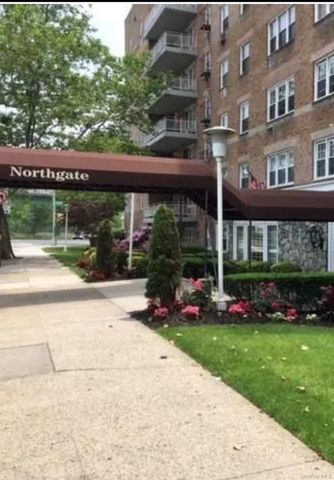 8710 149th Avenue 2H, Howard Beach, NY 11414
