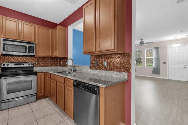 14287 AVENUE OF THE GROVES, Winter Garden, FL 34787