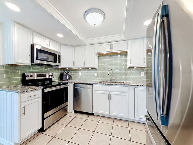 538 MIDWAY DRIVE A, Ocala, FL 34472