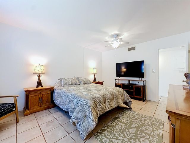 538 MIDWAY DRIVE A, Ocala, FL 34472
