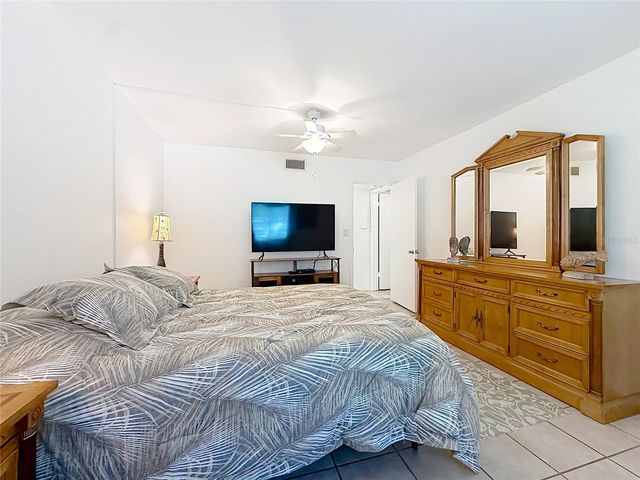 538 MIDWAY DRIVE A, Ocala, FL 34472