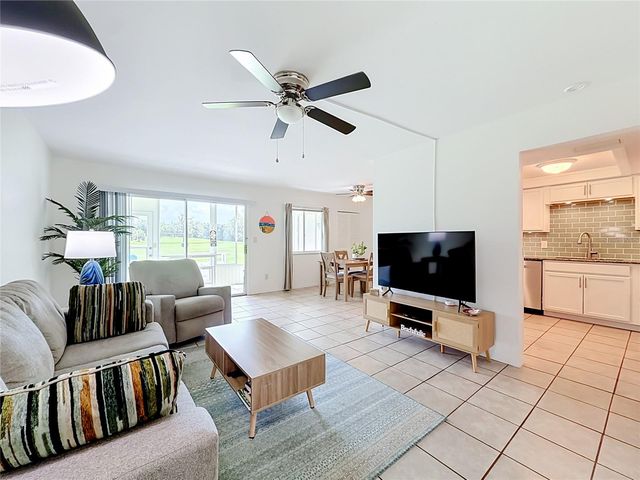 538 MIDWAY DRIVE A, Ocala, FL 34472