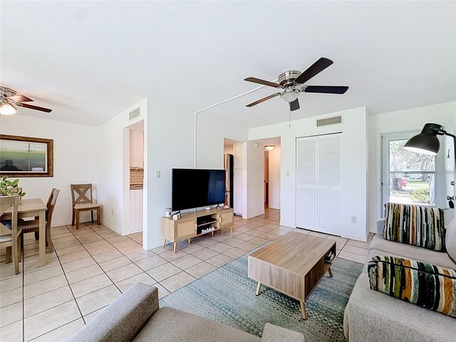 538 MIDWAY DRIVE A, Ocala, FL 34472