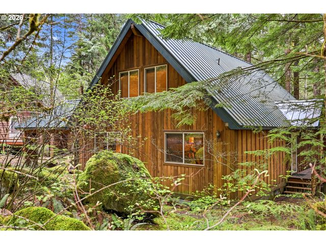 72430 E SMITH Loop, Rhododendron, OR 97049