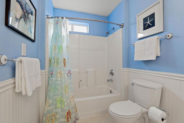 2113 Venus Dr, Sacramento, CA 95864