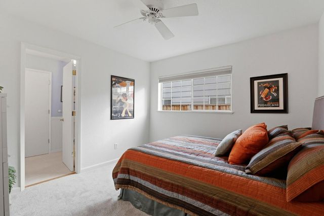 2113 Venus Dr, Sacramento, CA 95864