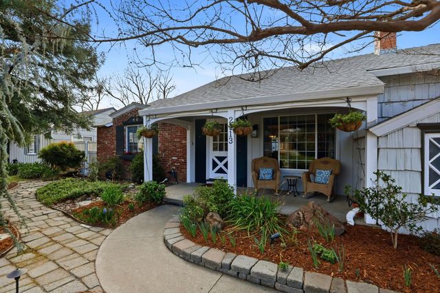 2113 Venus Dr, Sacramento, CA 95864
