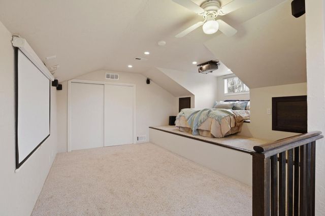 2113 Venus Dr, Sacramento, CA 95864