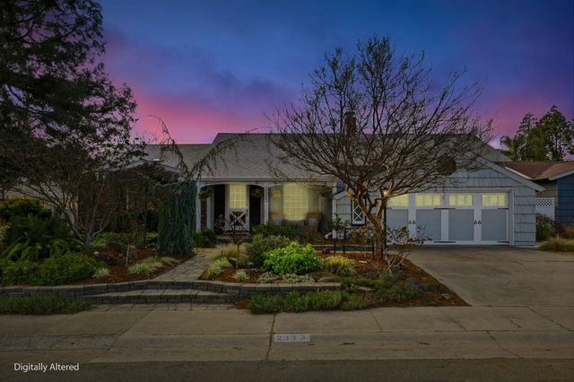 2113 Venus Dr, Sacramento, CA 95864