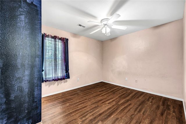 64 Cheryl Circle, Bentonville, AR 72712