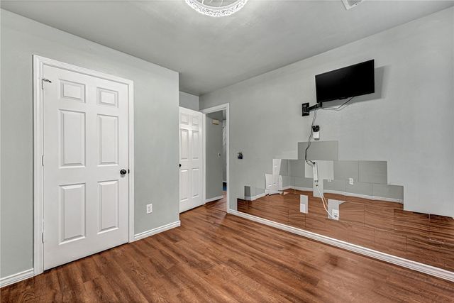 64 Cheryl Circle, Bentonville, AR 72712