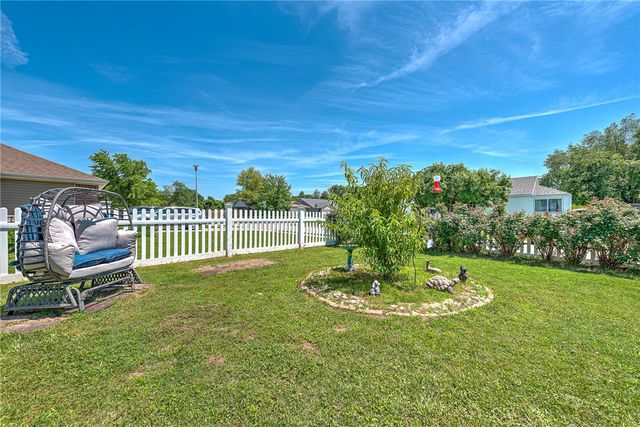 64 Cheryl Circle, Bentonville, AR 72712