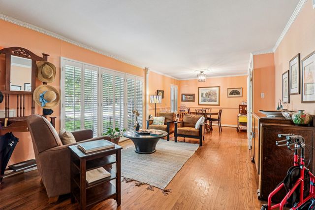 6711 Vada Drive, Dallas, TX 75214