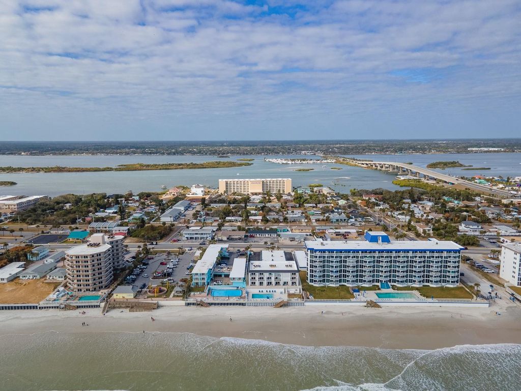 Image 58 of property listing at 3606 S PENINSULA DRIVE 208, Port Orange, FL 32127