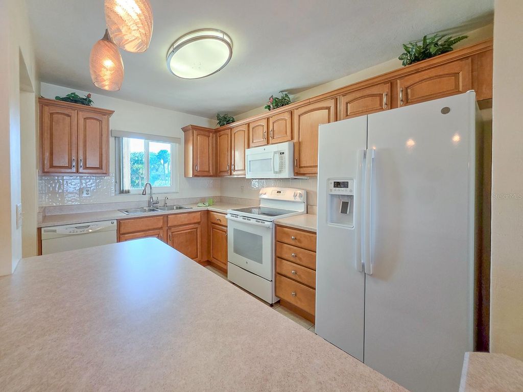 Image 7 of property listing at 3606 S PENINSULA DRIVE 208, Port Orange, FL 32127