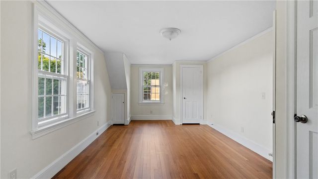 20 Bowen Street, East Providence, RI 02916