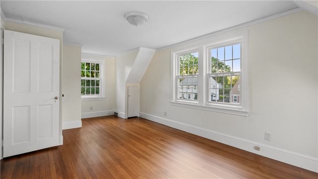 20 Bowen Street, East Providence, RI 02916