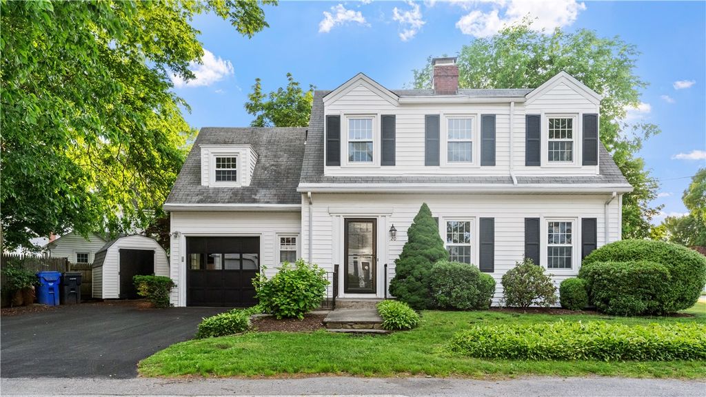 20 Bowen Street, East Providence, RI 02916